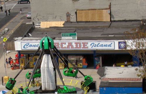 Coney Island Arcade, May 2, 2010. Photo © Jim McDonnell. Jimvid via smugmug