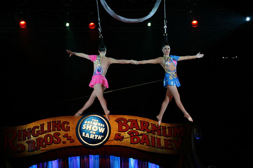Hair-hanging aerialists Viktoriya Medeiros and Widny Neves