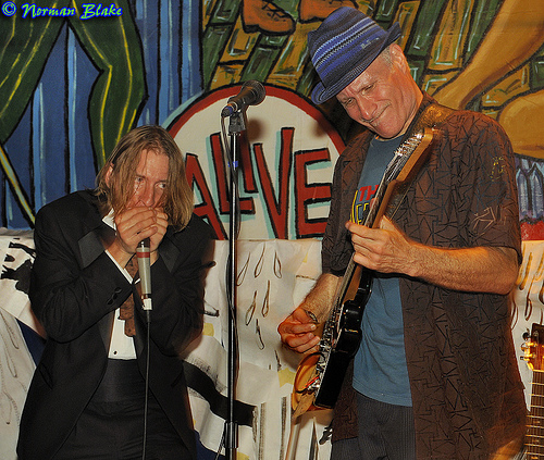 Hank 'Coyote' Wagner on harmonica & Robert 'Bluesman' Ross on Guitar. Photo © 2010 Norman Blake. All Rights Reserved