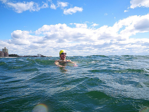 Coney Island Brighton Beach Open Water Swimmers (CIBBOWS). October 16, 2010. Photo © Princess Polar Bear Capri/Capri Djatiasmoro via flickr