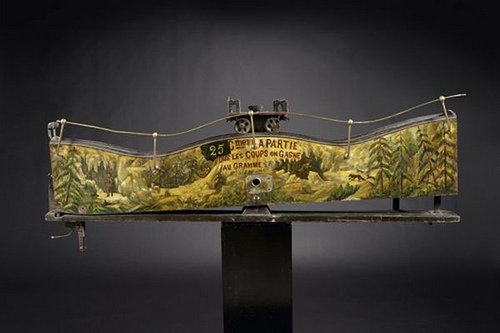 Shooting gallery target