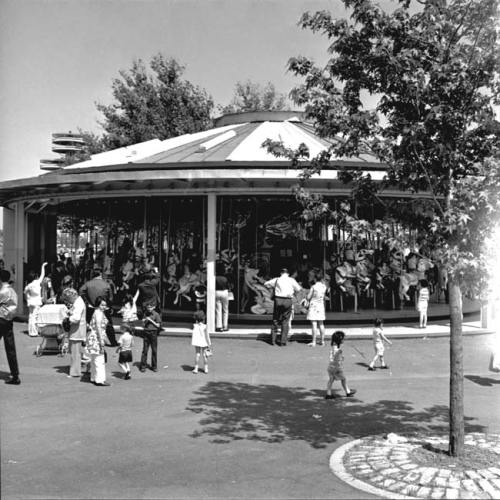 A busy day at the carousel in Flushing Meadows Corona Park, June 1968. Courtesy of the Parks Department Photo Archive Flushing Meadows Carousel