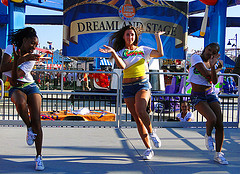 Luna Park Dancers