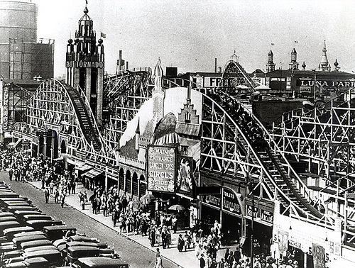 Tornado Roller Coaster